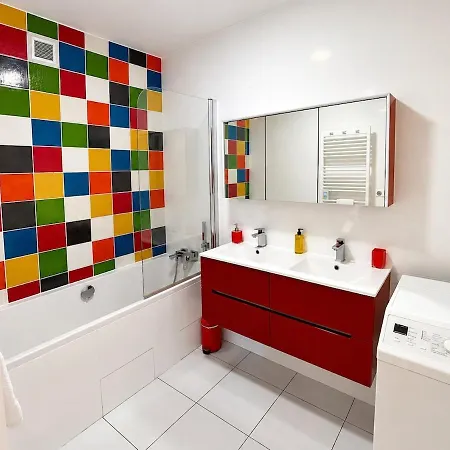 Tour Magne-8 Pers-parking-clim Appartement *